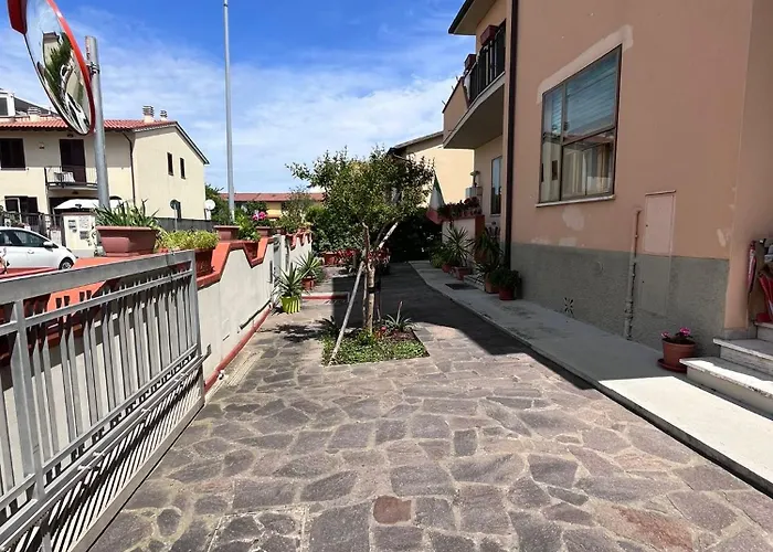 ゲストハウス Viavai Airport ピサ