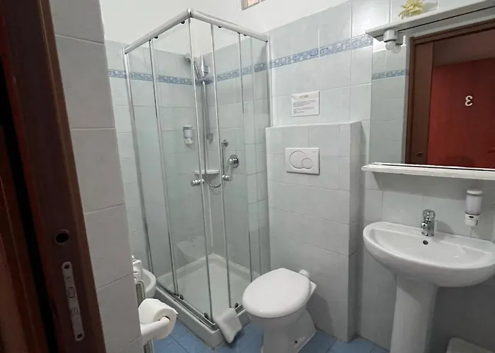 Viavai Airport 3* ピサ