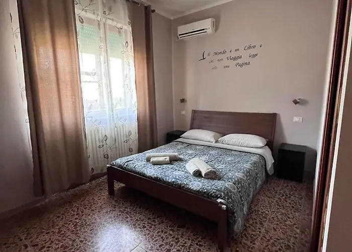 ゲストハウス Viavai Airport ピサ